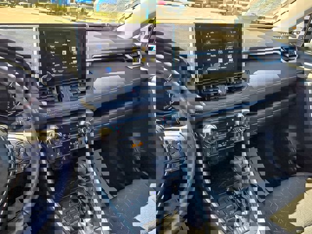 Used 2023 Toyota RAV4 XLE w/ Convenience Package image 16