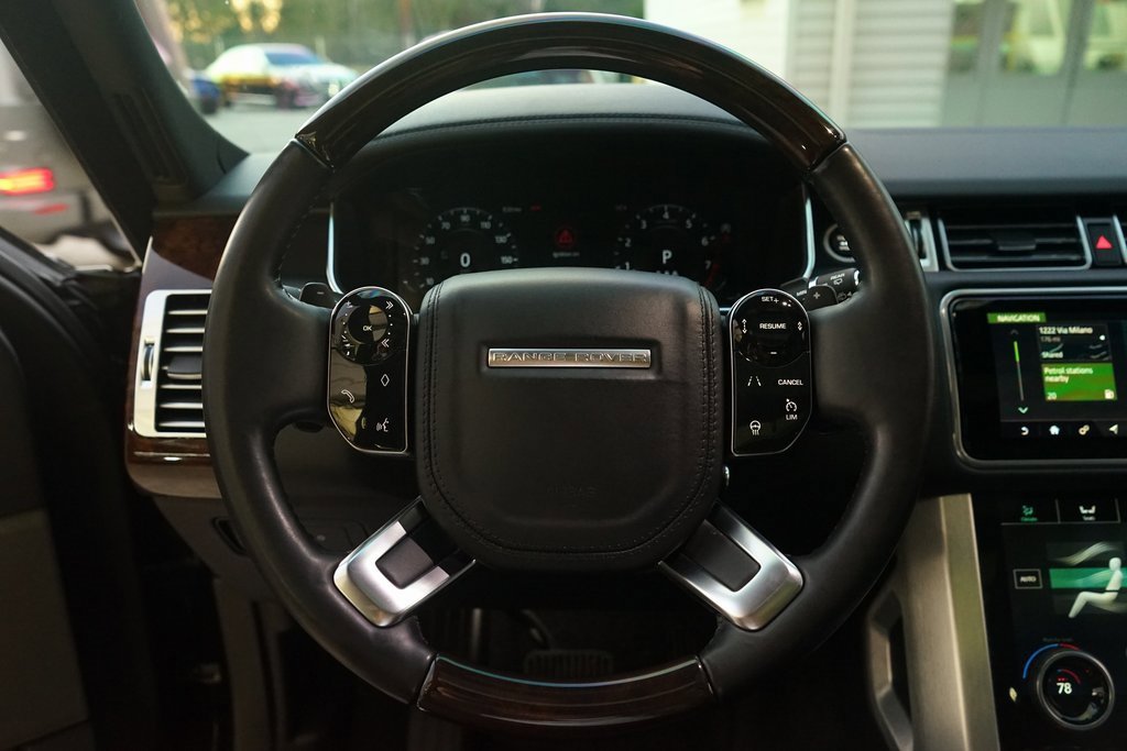 Used 2020 Land Rover Range Rover Long Wheelbase HSE image 6