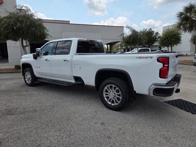 Used 2025 Chevrolet Silverado 2500 LTZ w/ LTZ Premium Package image 12