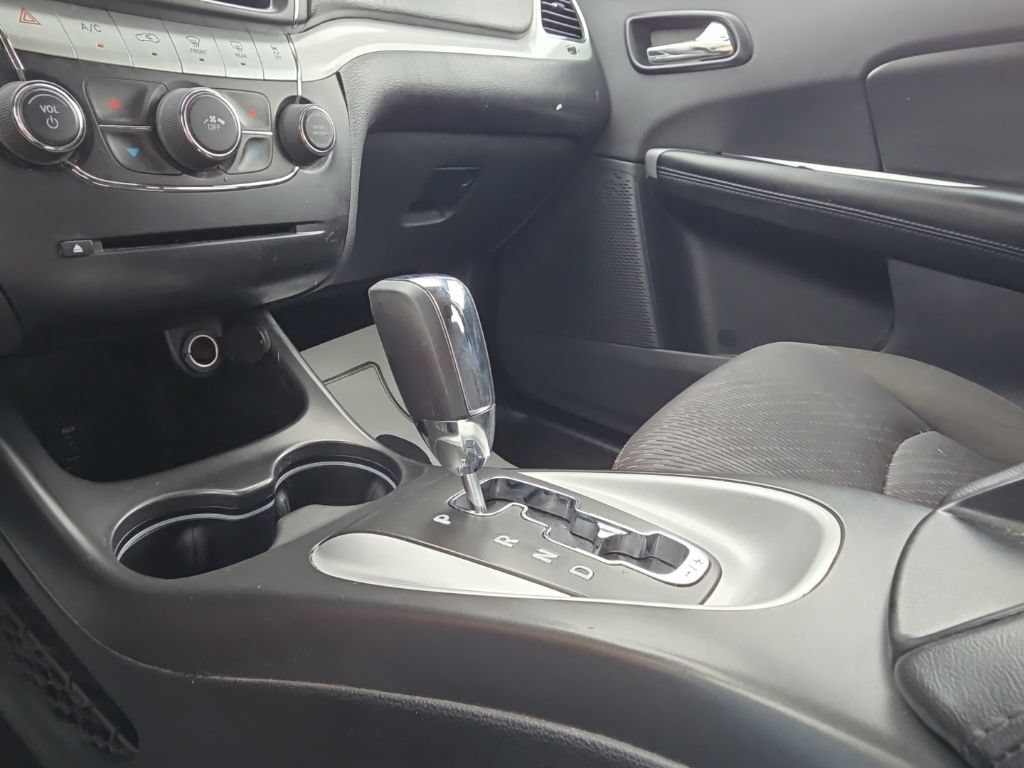 Used 2020 Dodge Journey SE FWD image 17