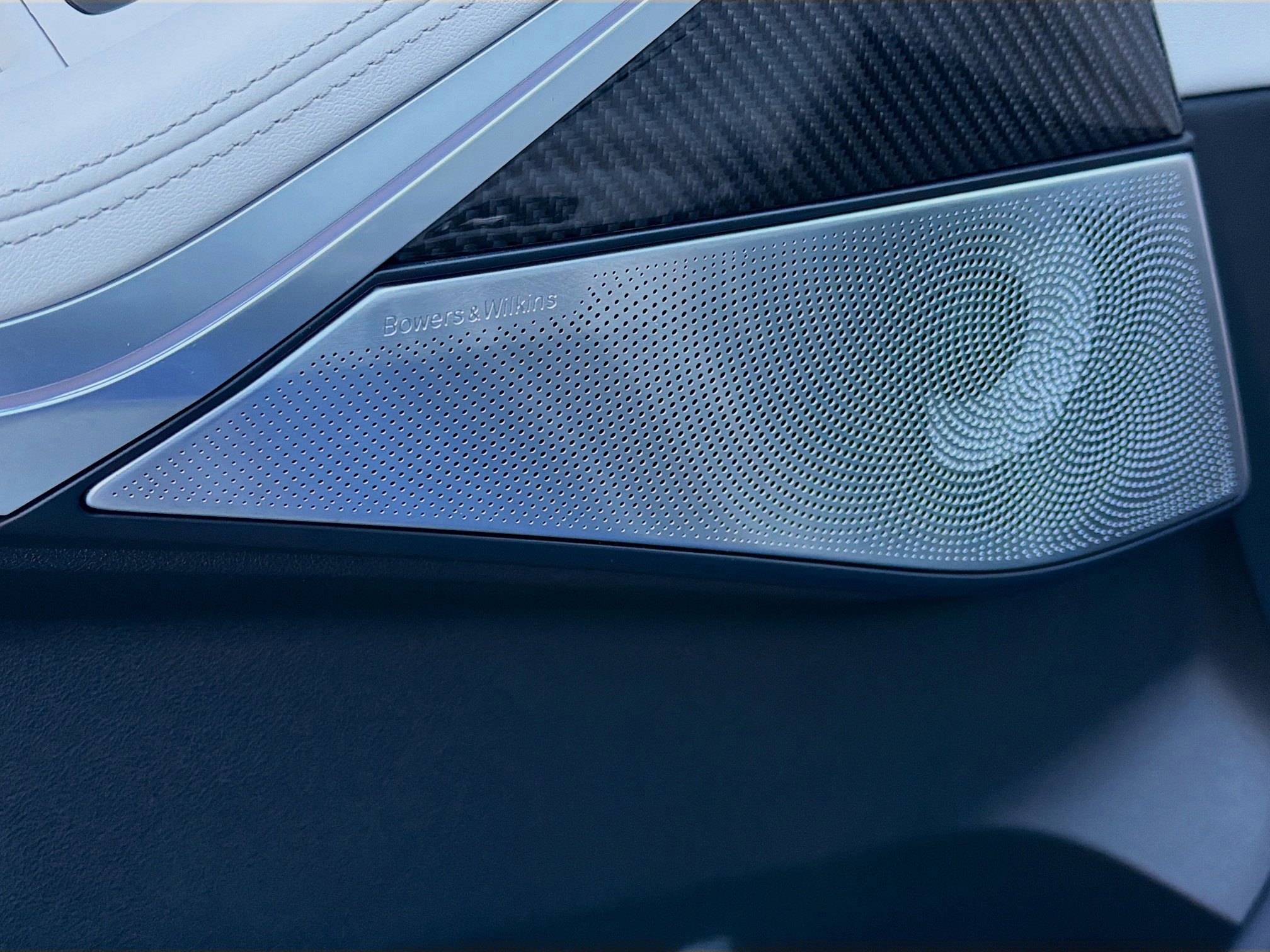 Used 2025 BMW X5 M60i image 23