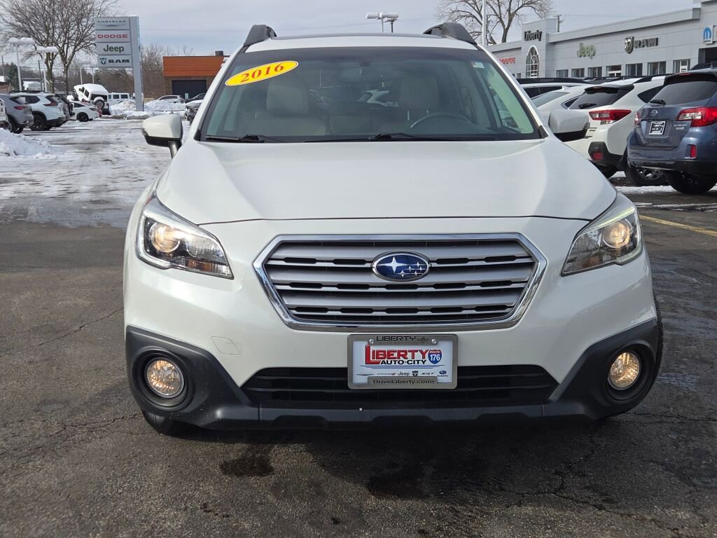 Used 2016 Subaru Outback 2.5i Limited image 4
