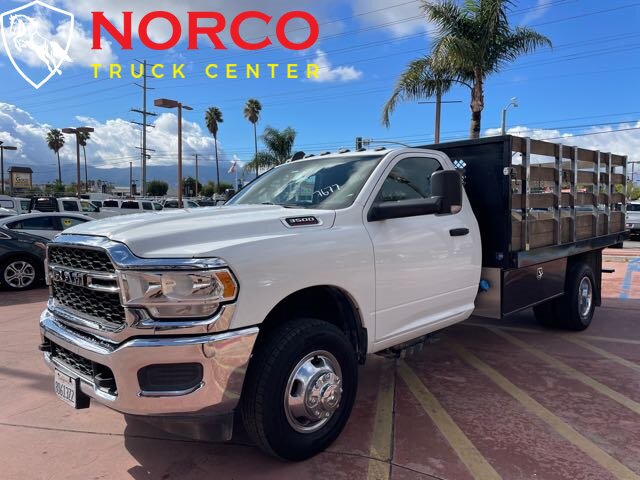 Used 2019 RAM 3500 Tradesman RWD image 4