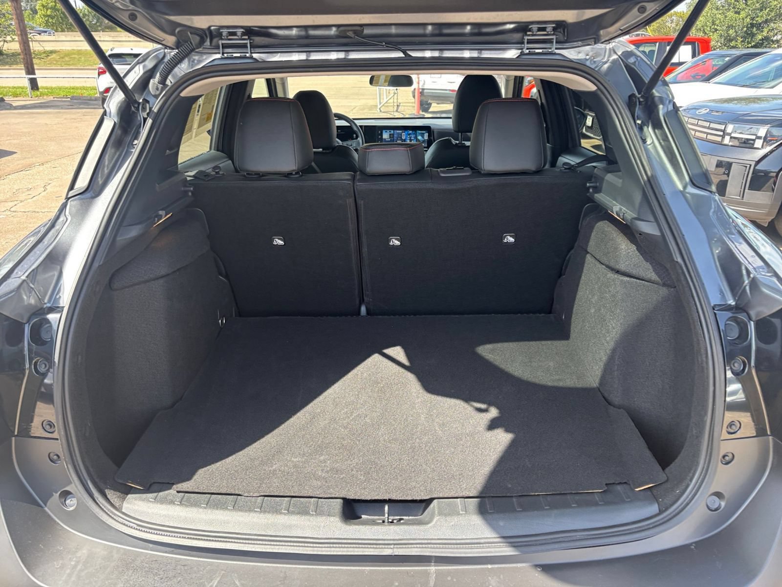 Used 2026 Nissan Kicks SR AWD/4WD image 29