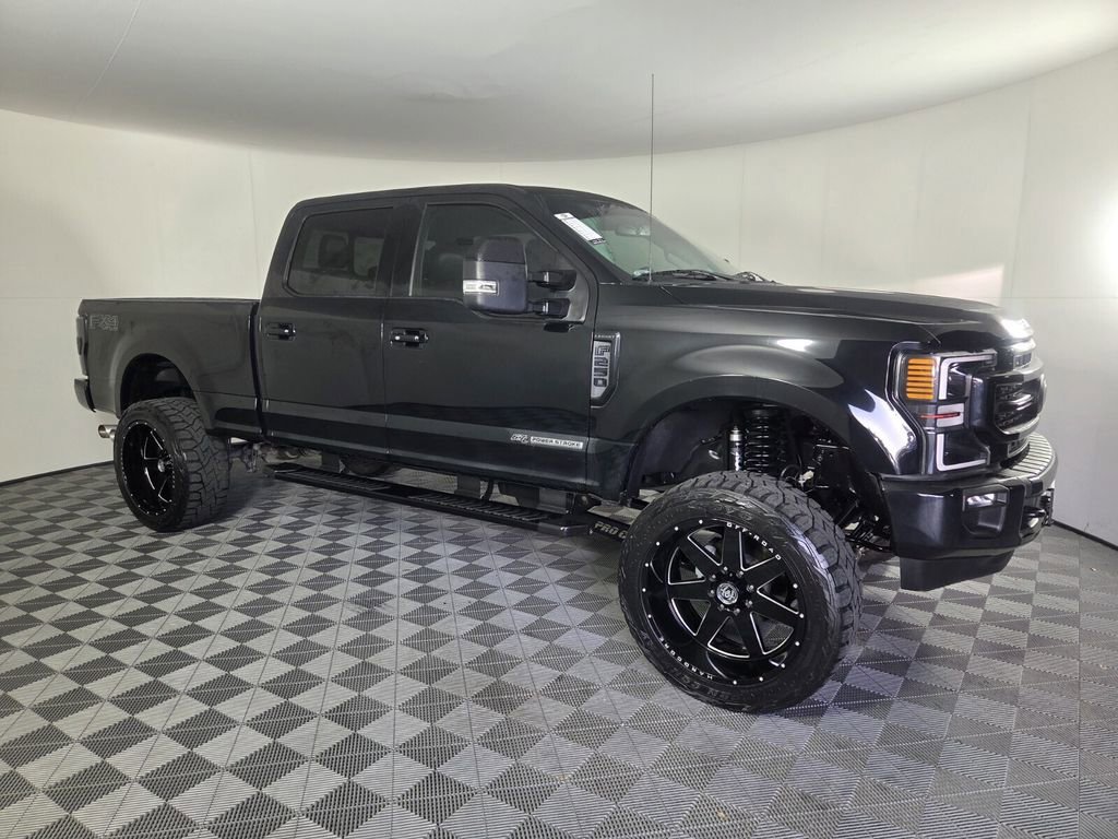 Used 2020 Ford F250 Lariat image 2