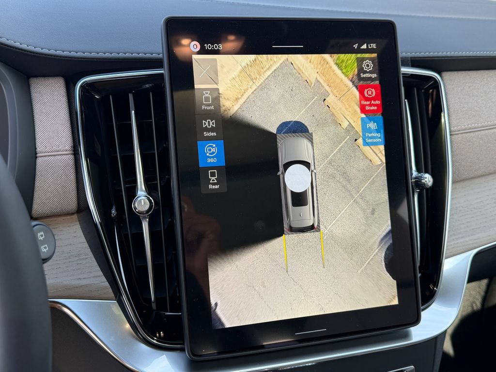 New 2026 Volvo XC90 B6 Plus w/ Protection Package Premier AWD/4WD image 23