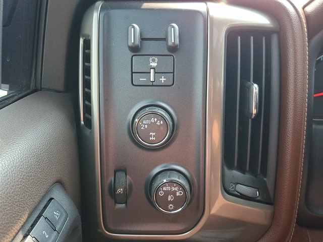 Certified 2017 Chevrolet Silverado 1500 High Country AWD/4WD image 25