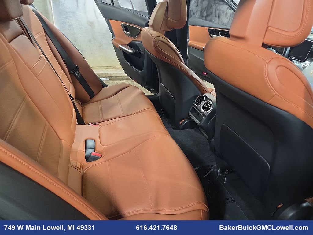 Used 2022 Mercedes-Benz C 300 4MATIC Sedan image 11