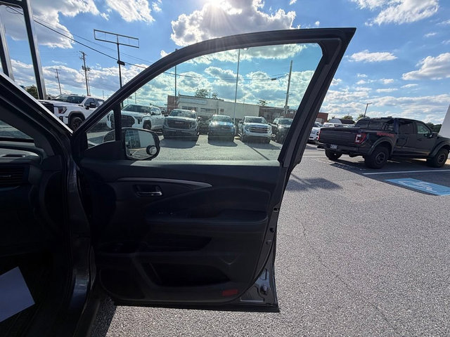 Used 2019 Honda Ridgeline RTL-T image 23