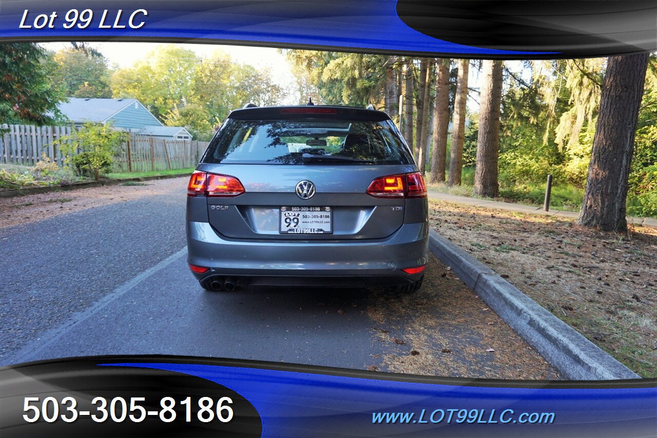 Used 2015 Volkswagen Golf TDI S image 10