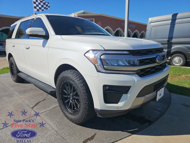 Used 2024 Ford Expedition XLT