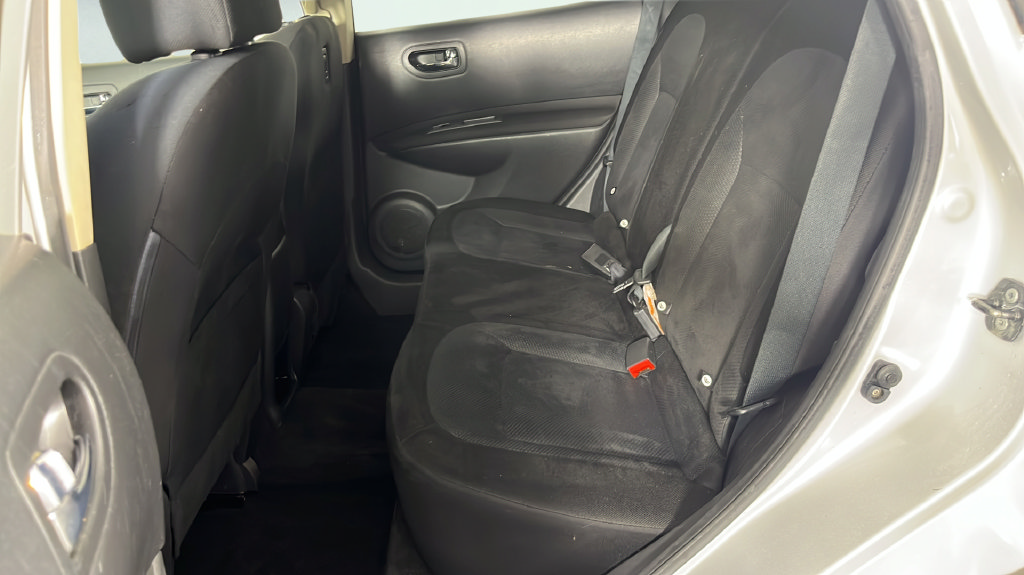 Used 2013 Nissan Rogue S w/ Special Edition Pkg AWD/4WD image 18