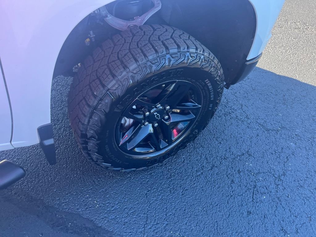 Used 2024 Chevrolet Silverado 1500 Custom Trail Boss image 32