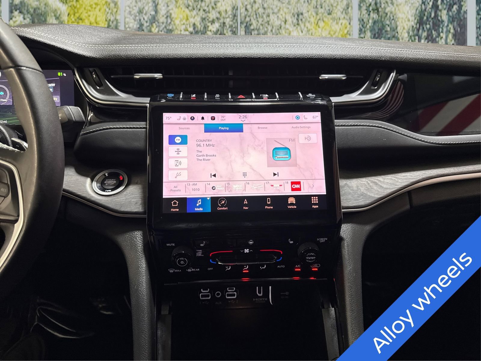 Used 2023 Jeep Grand Cherokee 4WD 4xe image 16