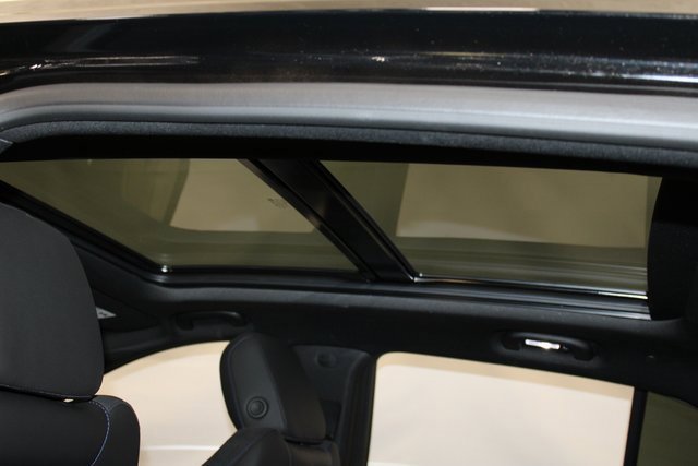 Certified 2024 Cadillac XT4 Sport image 8