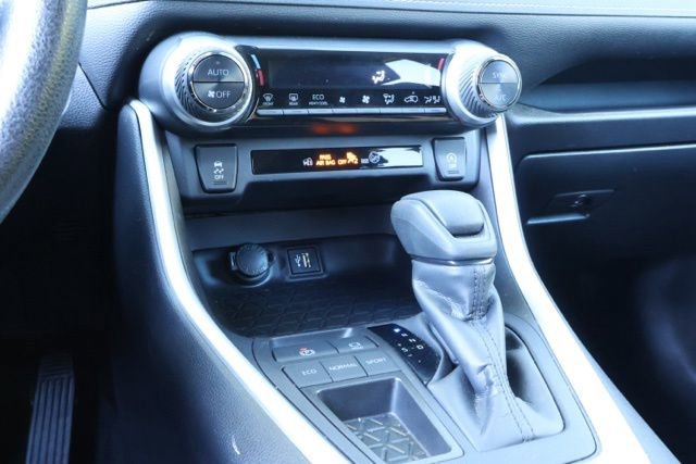 Used 2024 Toyota RAV4 XLE image 20