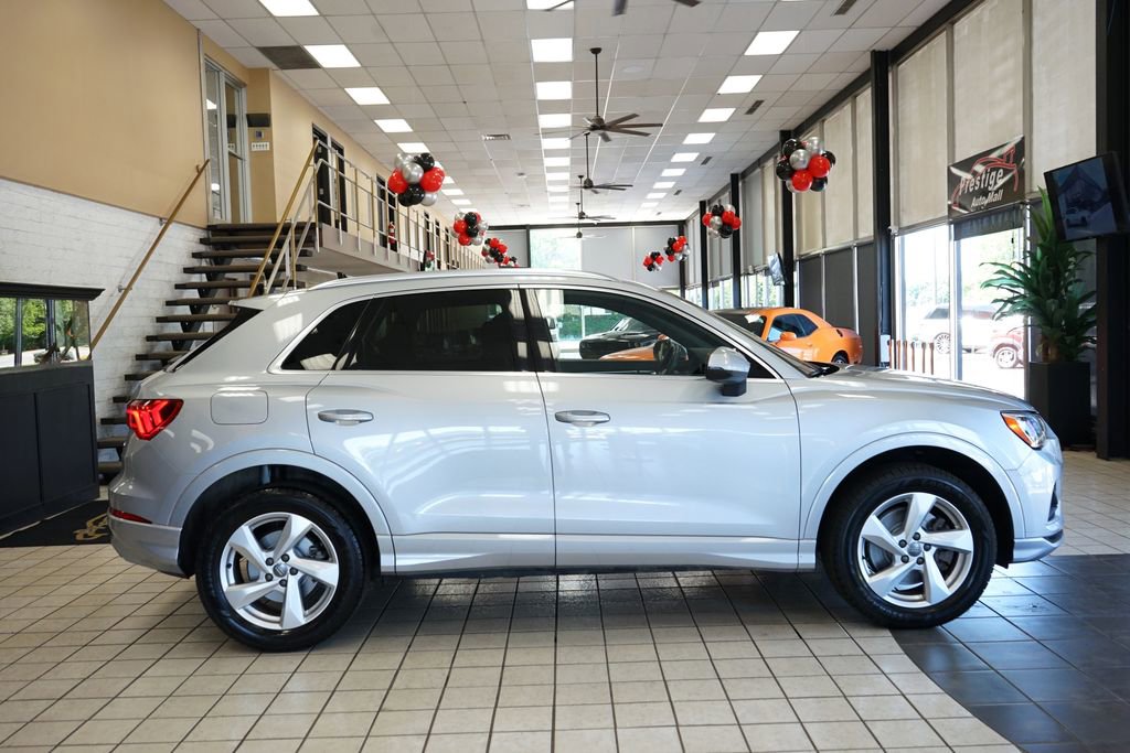 Used 2020 Audi Q3 2.0T Premium AWD/4WD image 17
