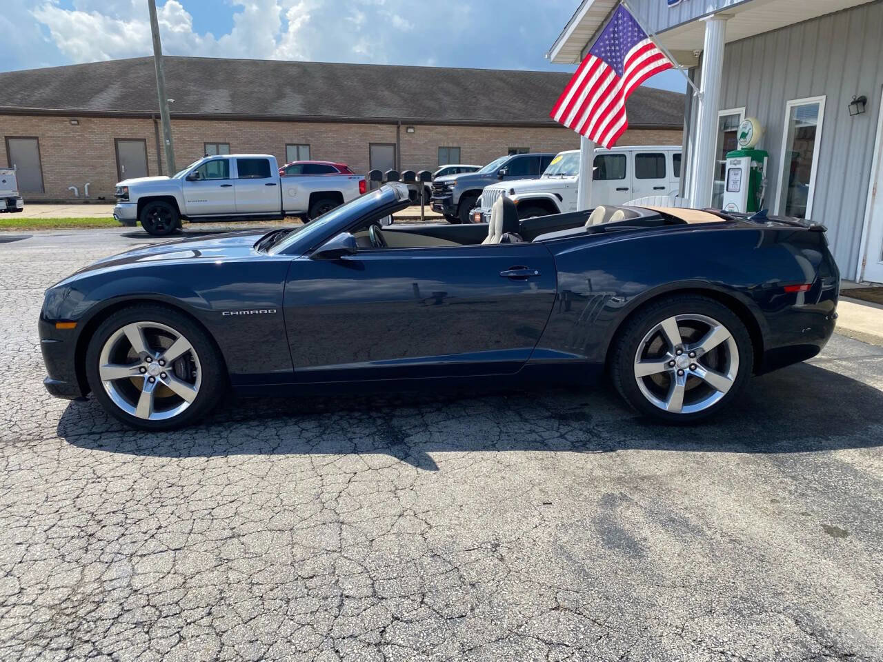 Used 2013 Chevrolet Camaro SS w/ RS Package image 25