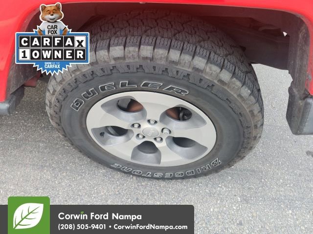 Used 2018 Jeep Wrangler Unlimited Sahara w/ Connectivity Group