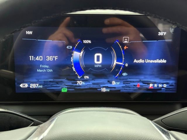 Used 2025 Chevrolet Silverado EV LT image 35