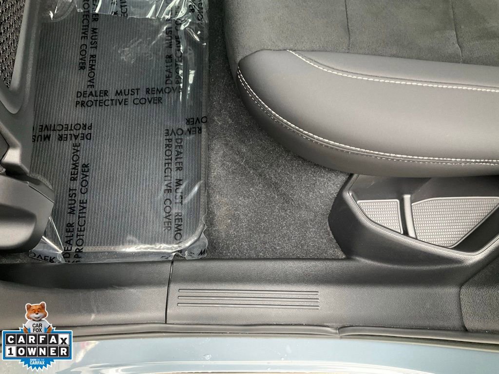 Used 2022 Volvo XC40 P8 Recharge Plus AWD/4WD image 31