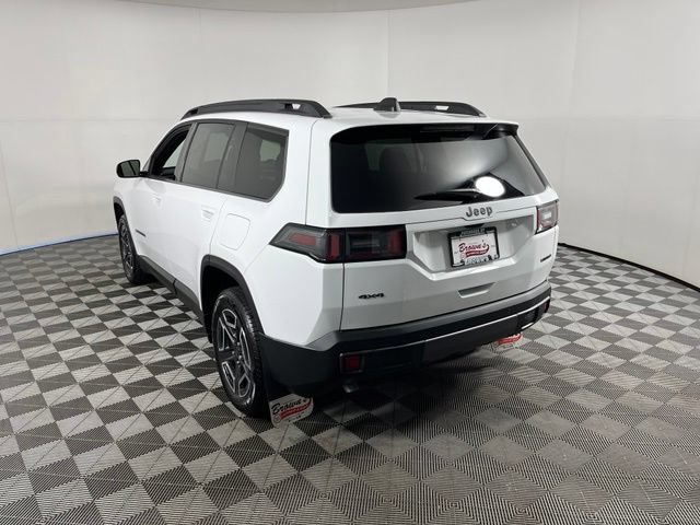 Used 2026 Jeep Cherokee Limited AWD/4WD image 5