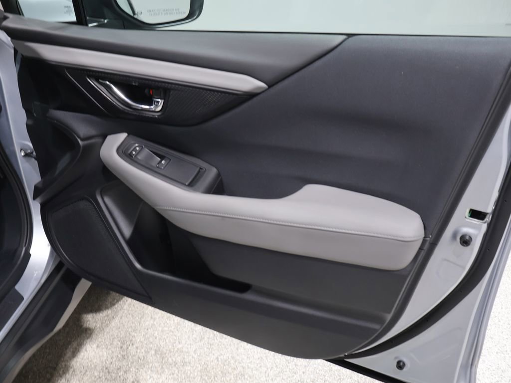 Used 2023 Subaru Outback Premium image 25