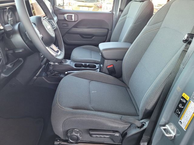 Certified 2025 Jeep Wrangler Unlimited Sahara image 16