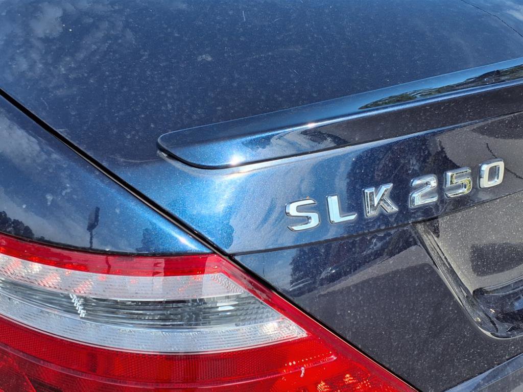 Used 2014 Mercedes-Benz SLK 250 image 10