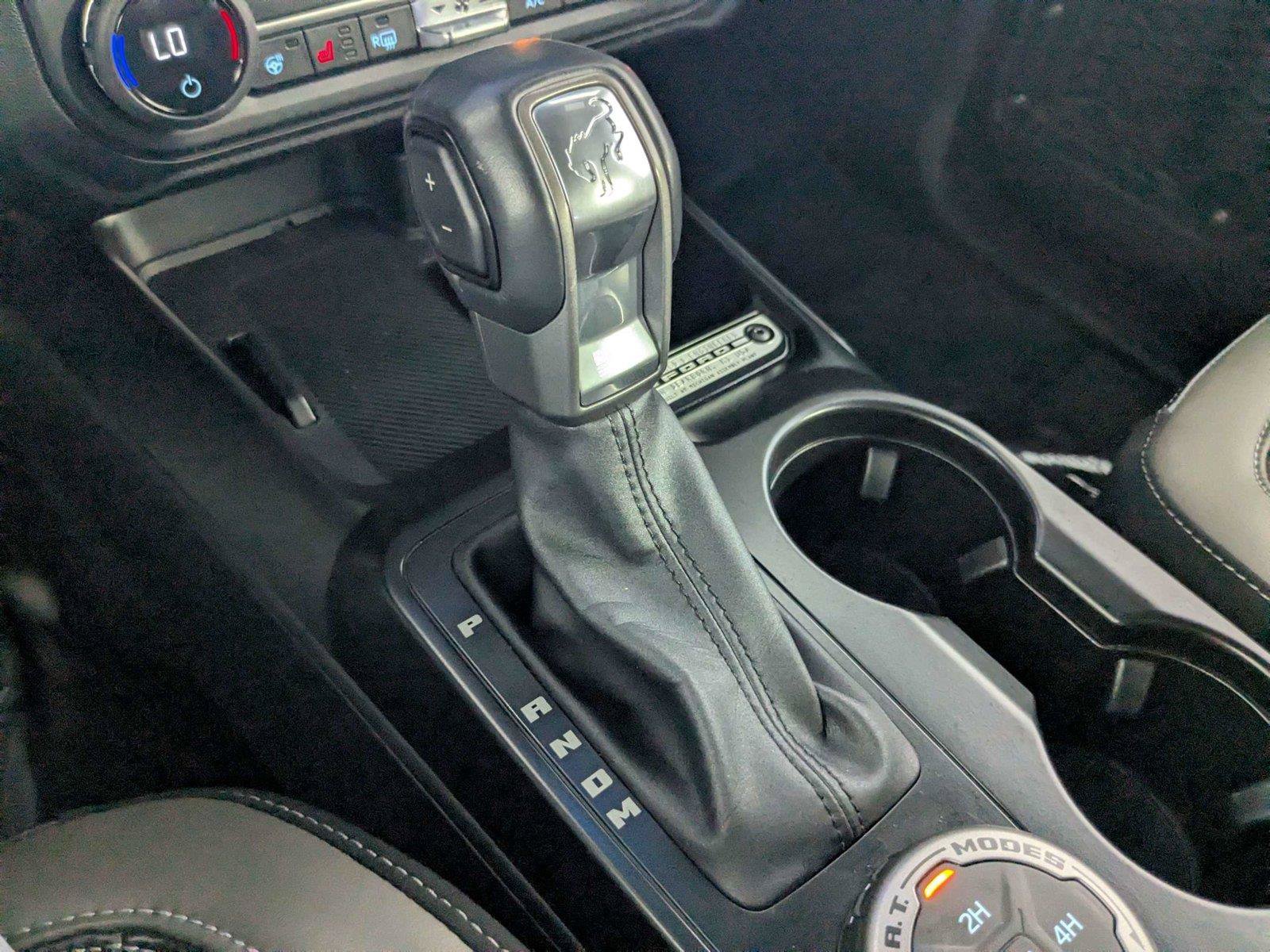 Used 2025 Ford Bronco Outer Banks AWD/4WD image 27