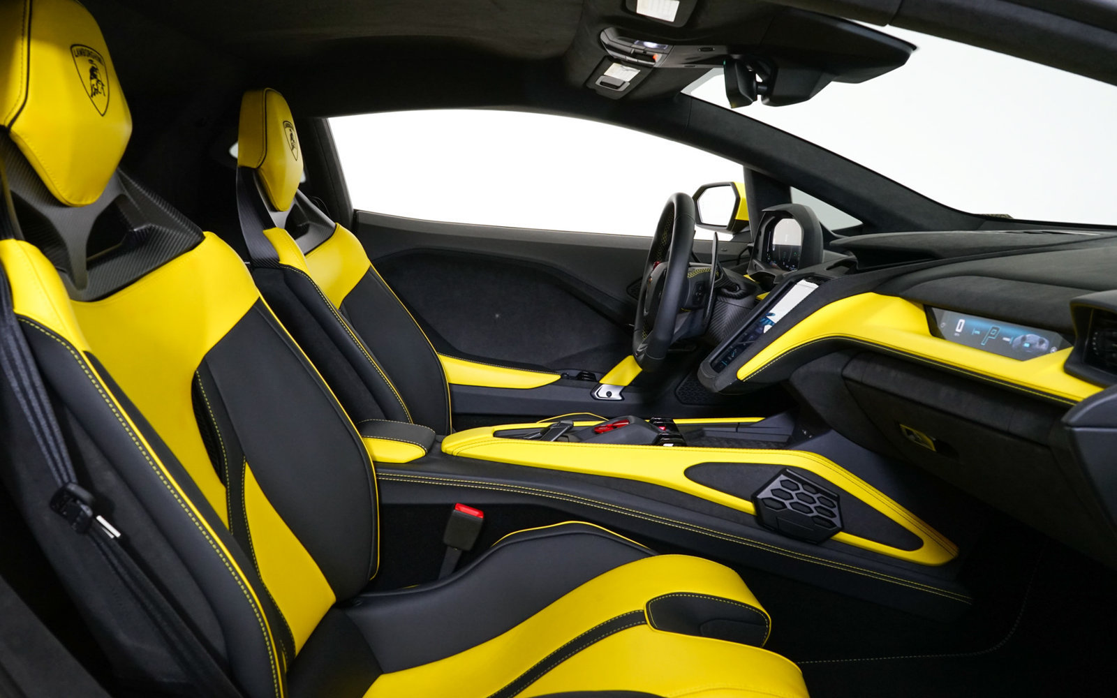 Used 2026 Lamborghini Temerario AWD/4WD image 29