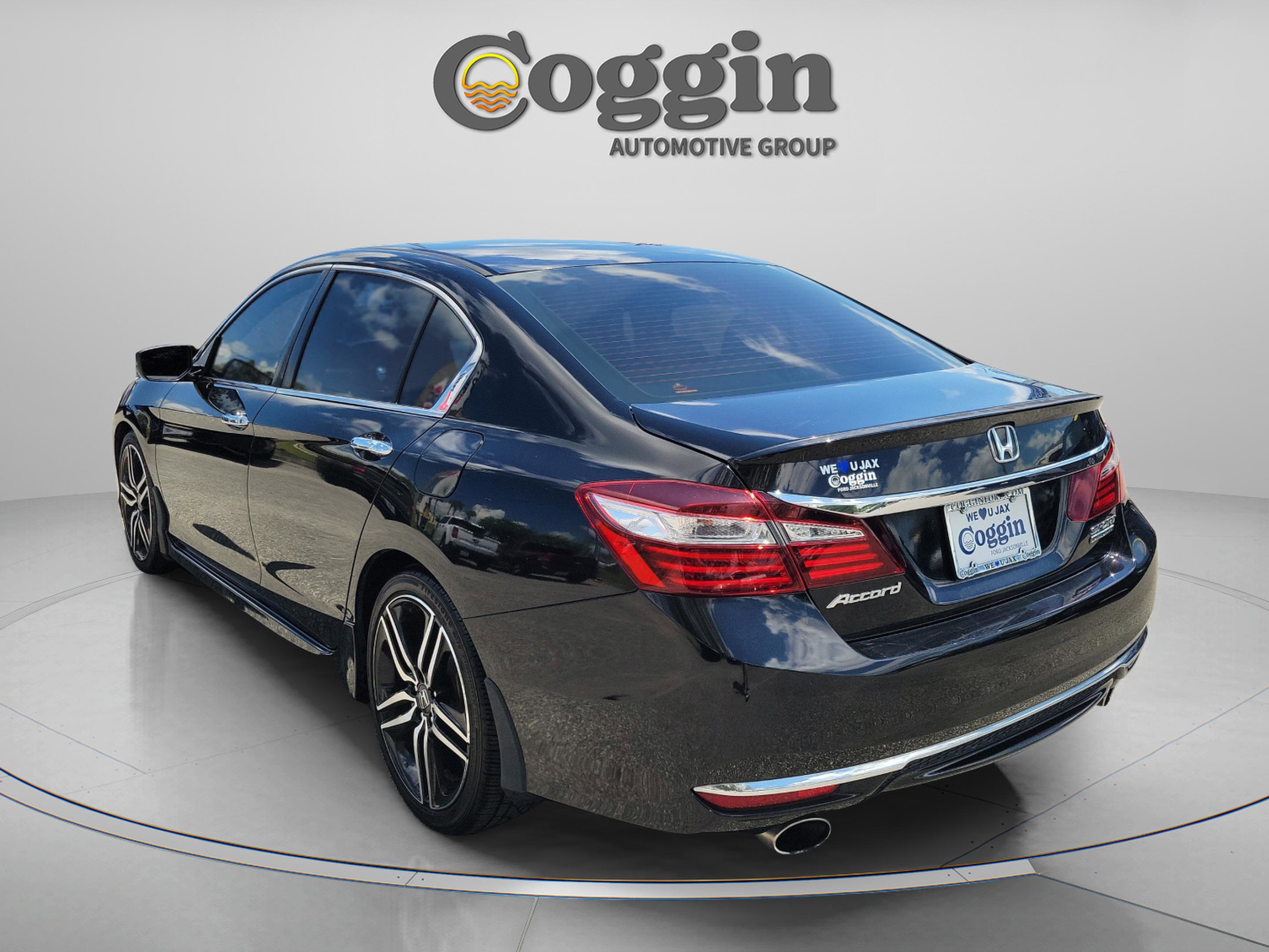 Used 2017 Honda Accord Sport Special Edition video 2