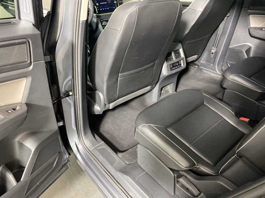 Used 2023 Volkswagen Atlas SE w/ Panoramic Sunroof Package AWD/4WD image 28