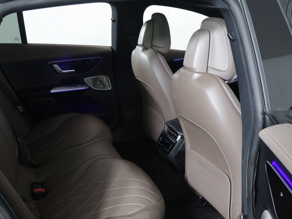 Used 2023 Mercedes-Benz EQE 350+ 4MATIC Sedan image 34