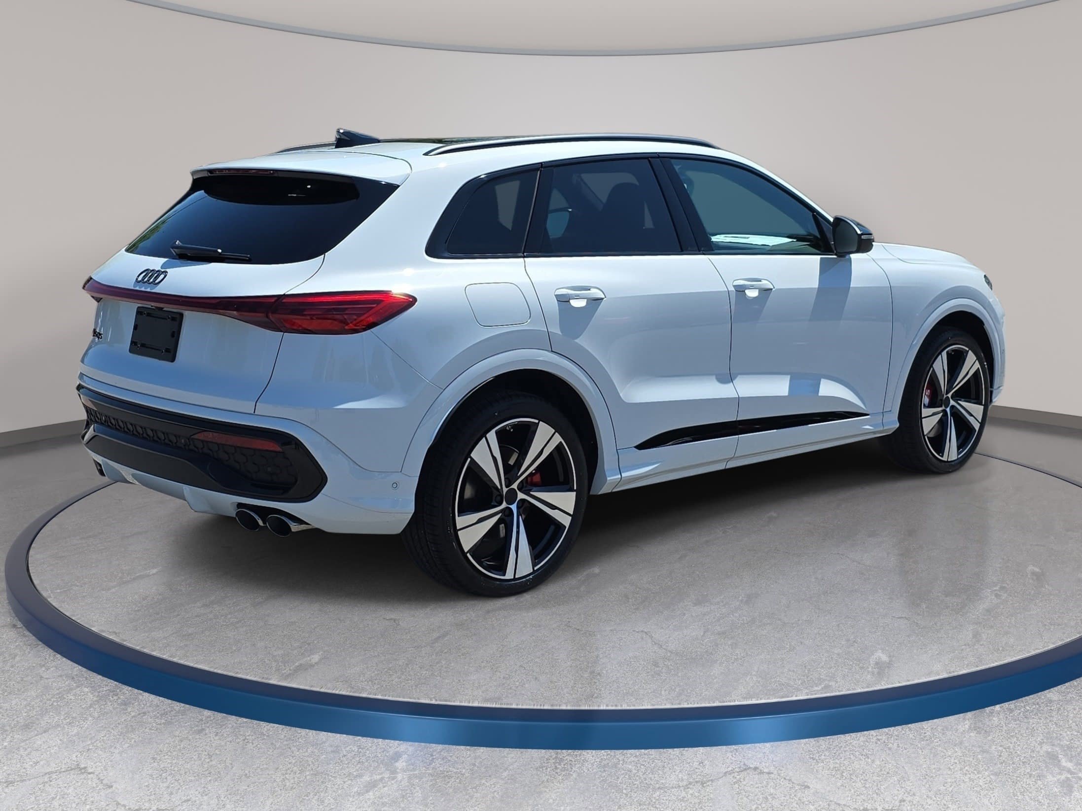 New 2026 Audi SQ5 Premium Plus AWD/4WD image 5
