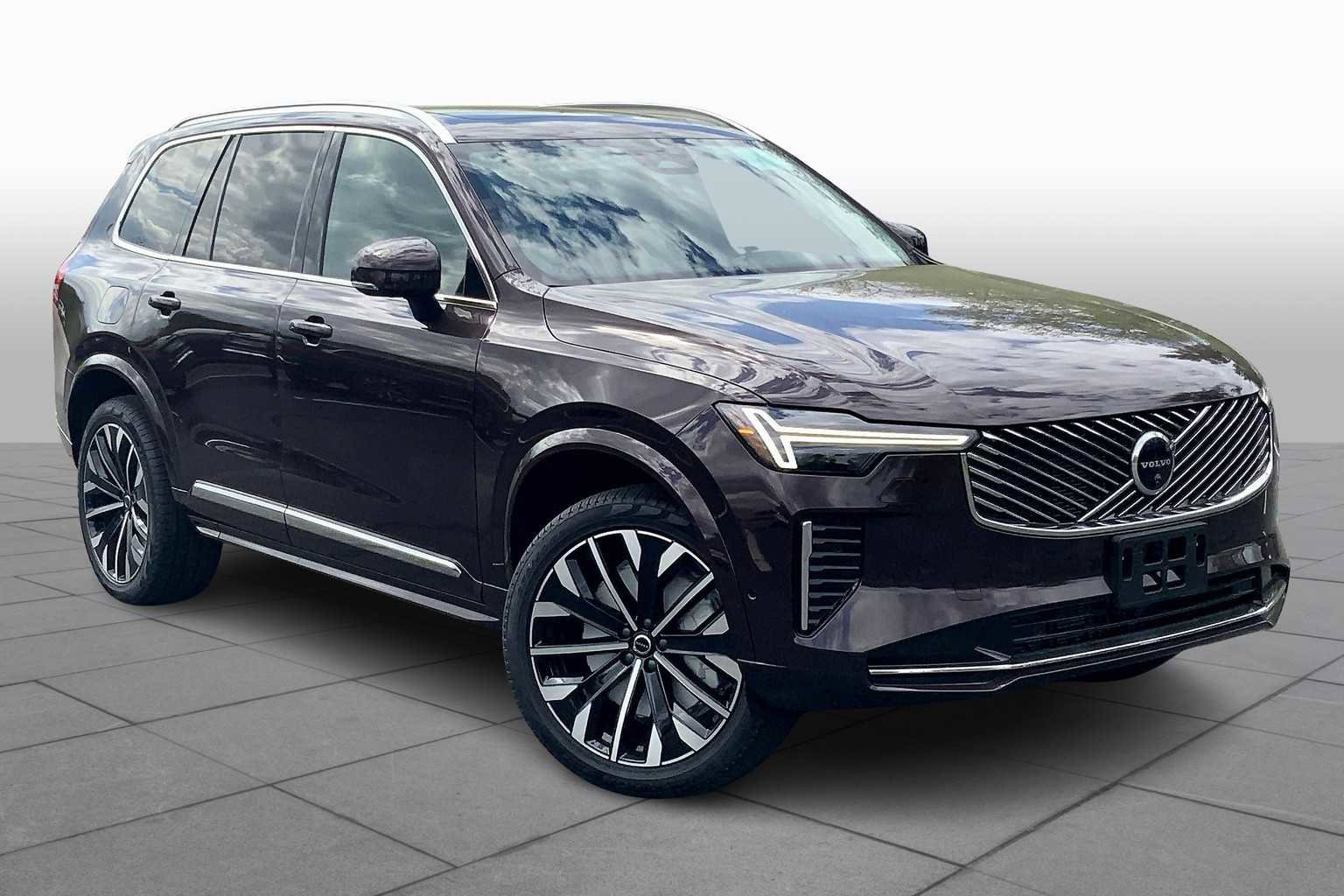 New 2025 Volvo XC90 B5 Plus image 17