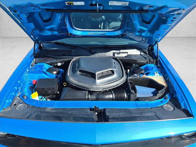 Used 2015 Dodge Challenger R/T Plus RWD image 23