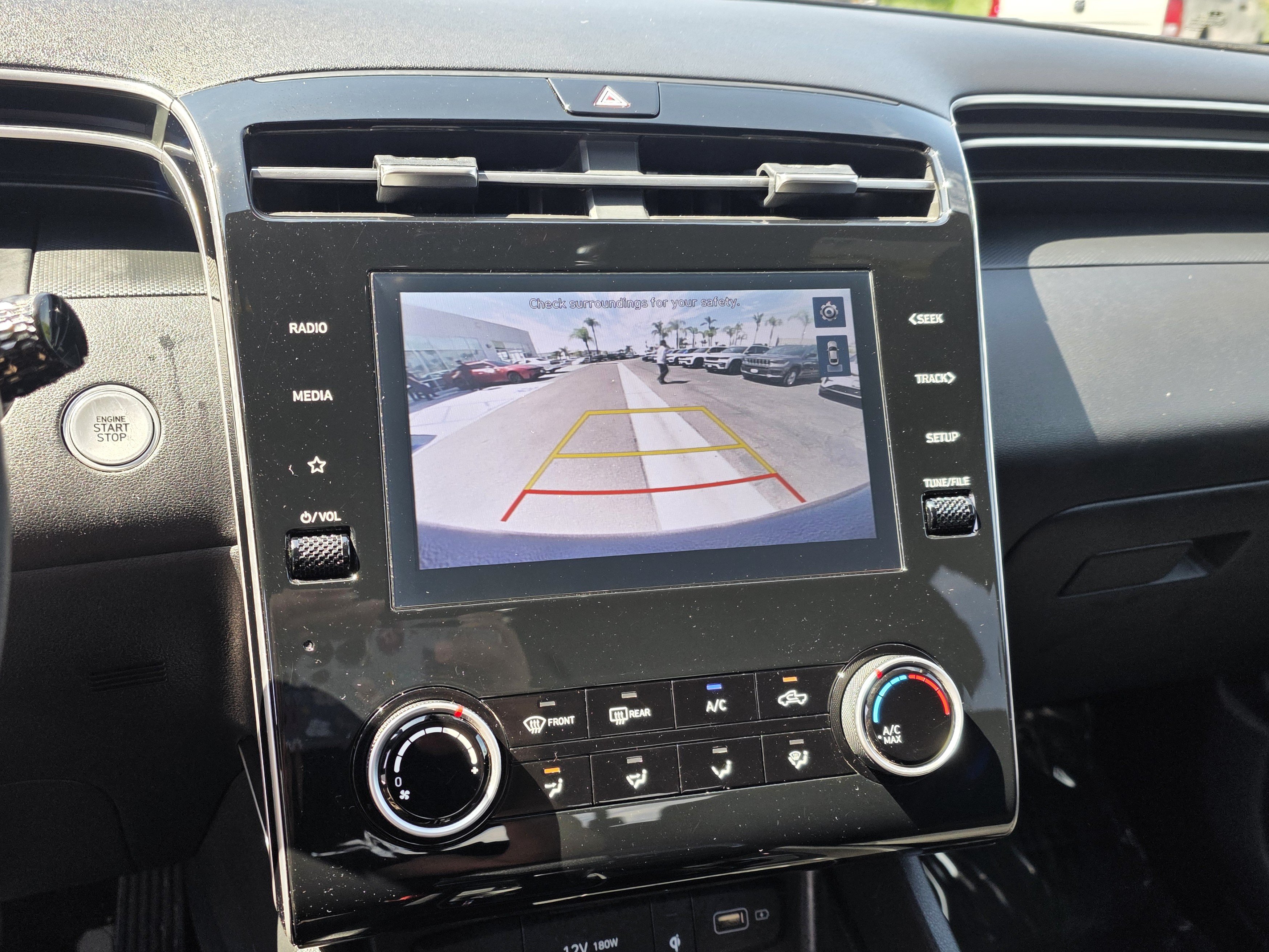 Used 2022 Hyundai Santa Cruz SEL w/ Activity Package FWD image 17