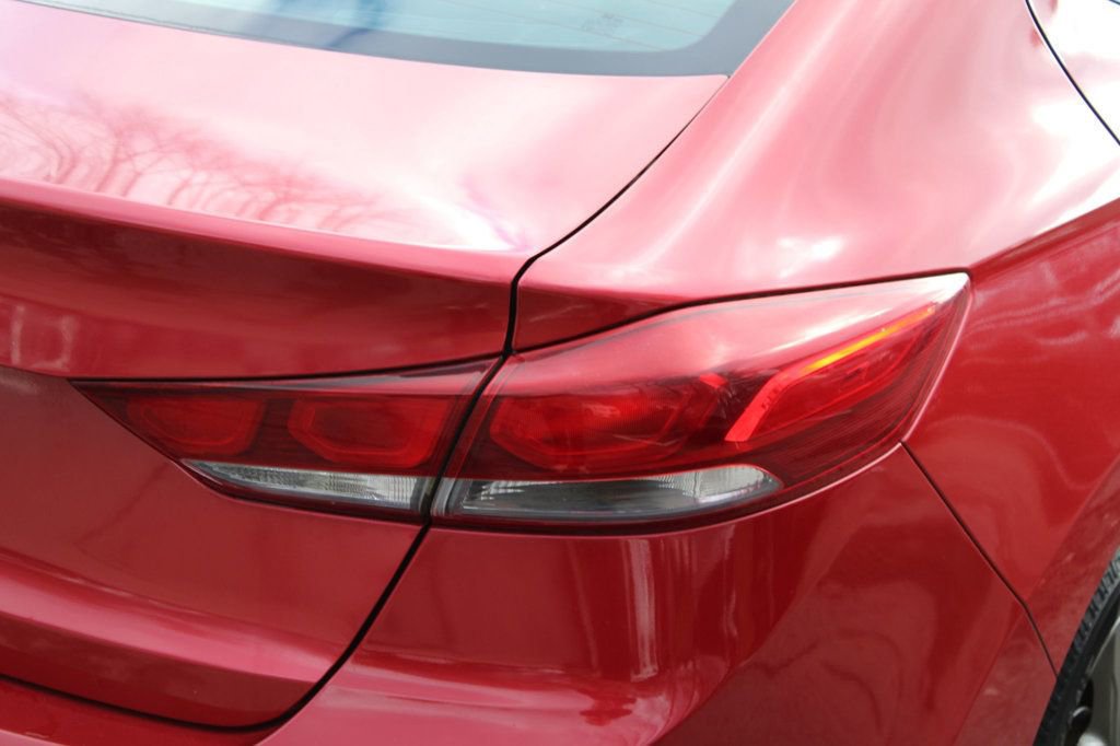 Used 2018 Hyundai Elantra SEL image 30