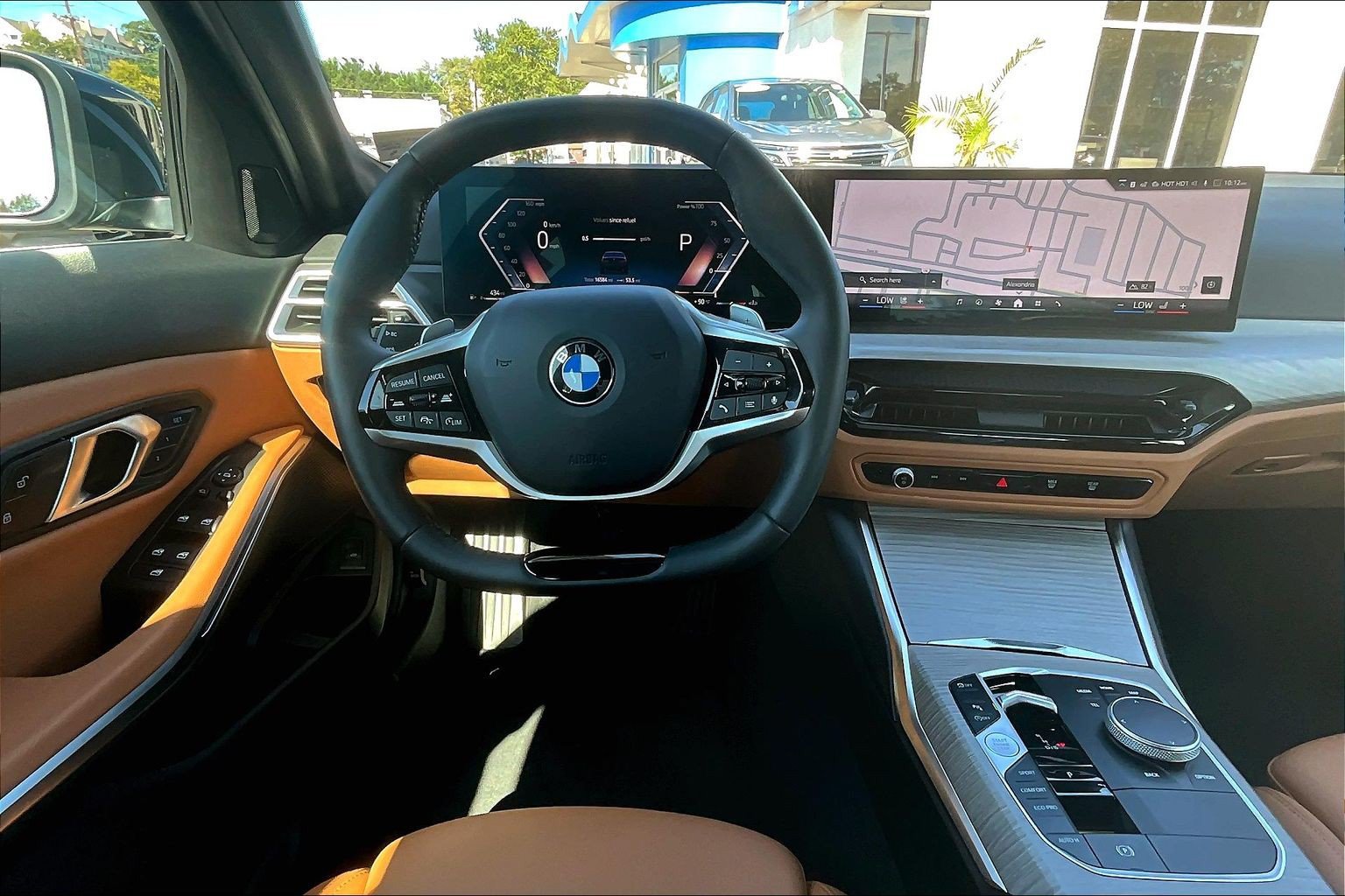 Used 2026 BMW 330i xDrive Sedan AWD/4WD image 5