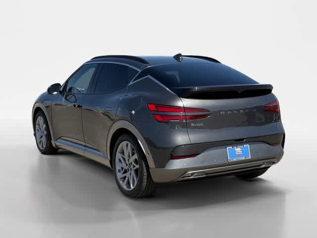Used 2023 Genesis GV60 Advanced AWD/4WD video 3