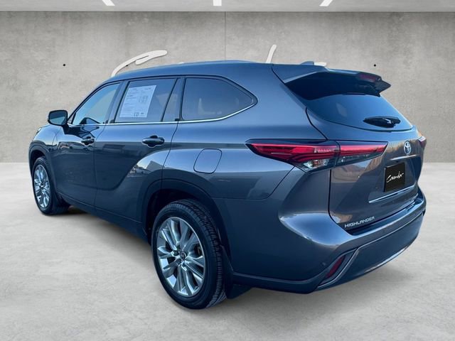 Used 2021 Toyota Highlander Limited image 14
