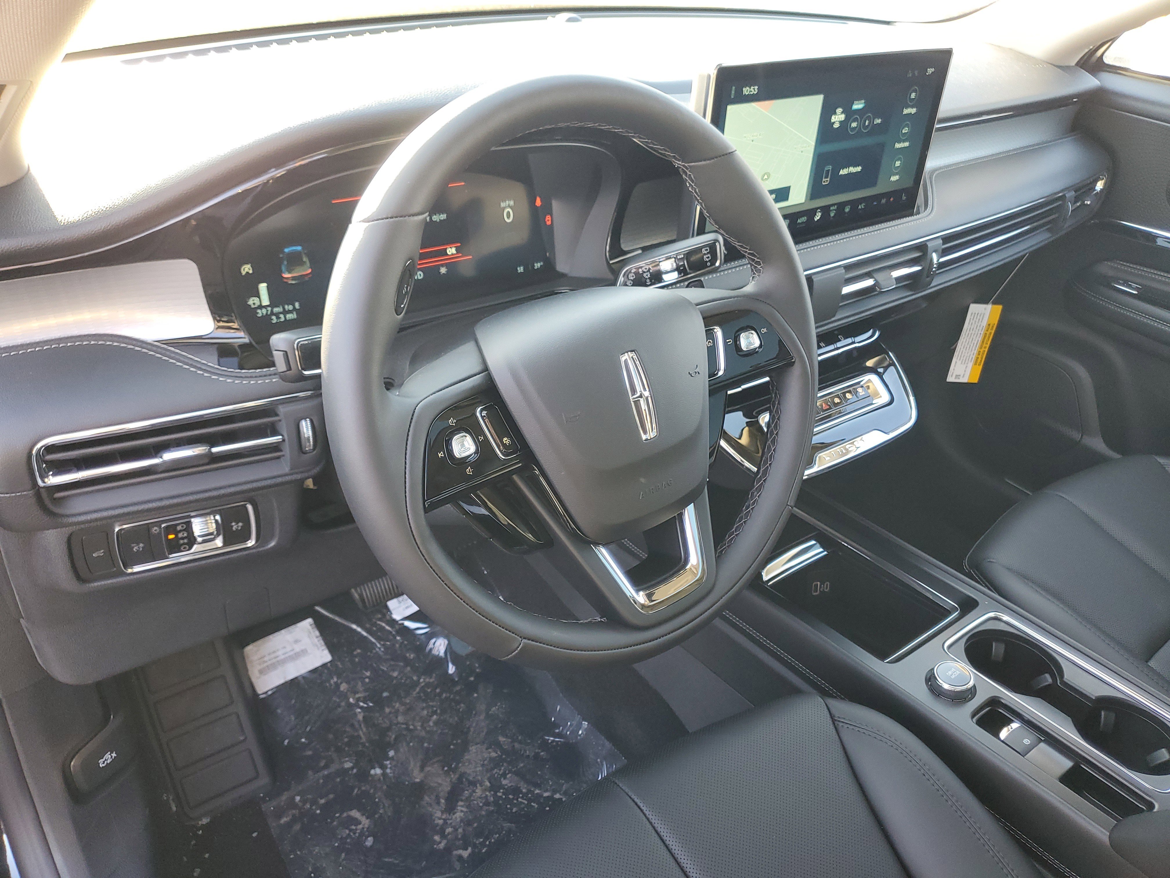 New 2026 Lincoln Corsair Premiere image 13