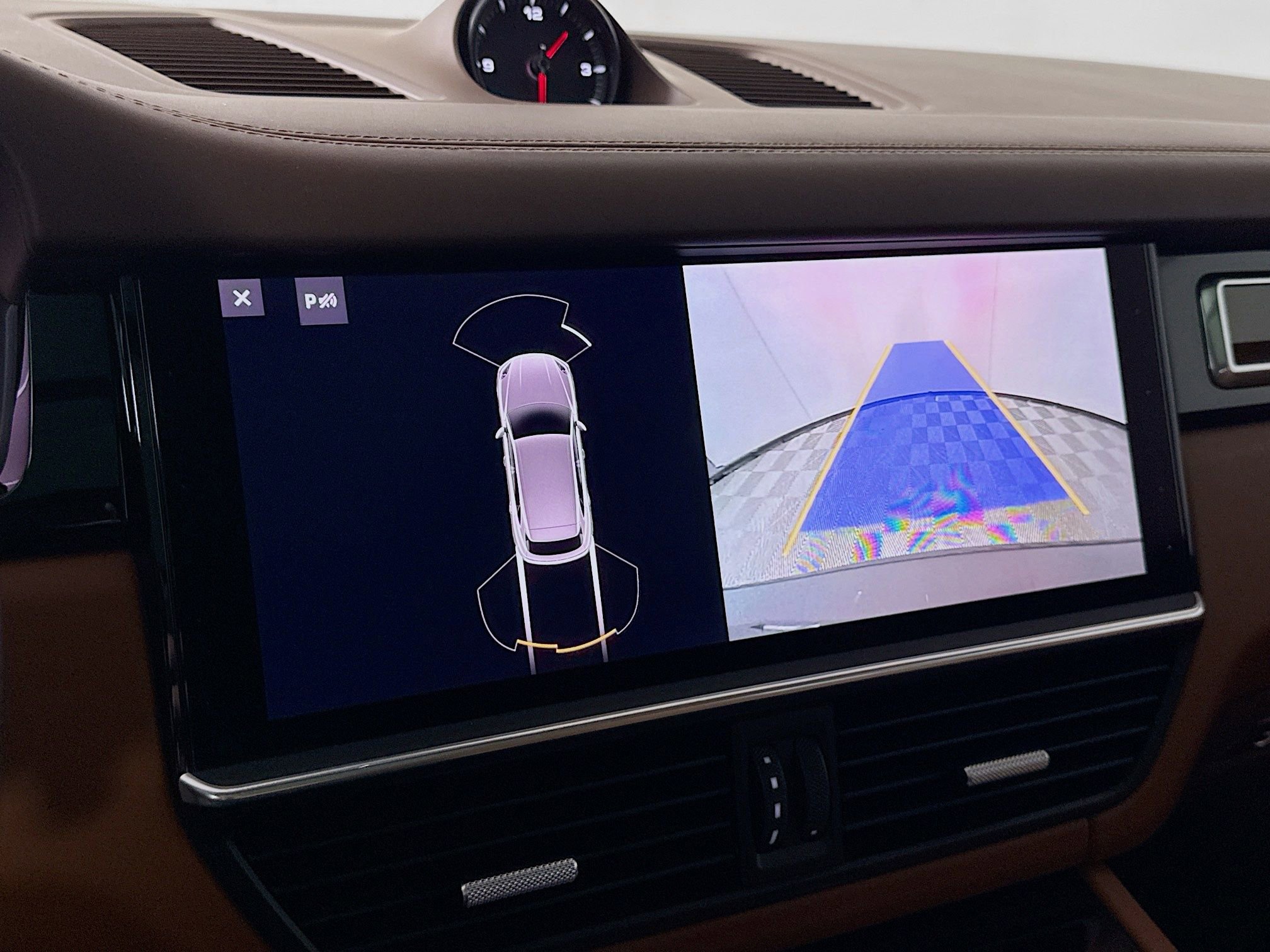 Certified 2021 Porsche Cayenne GTS image 20