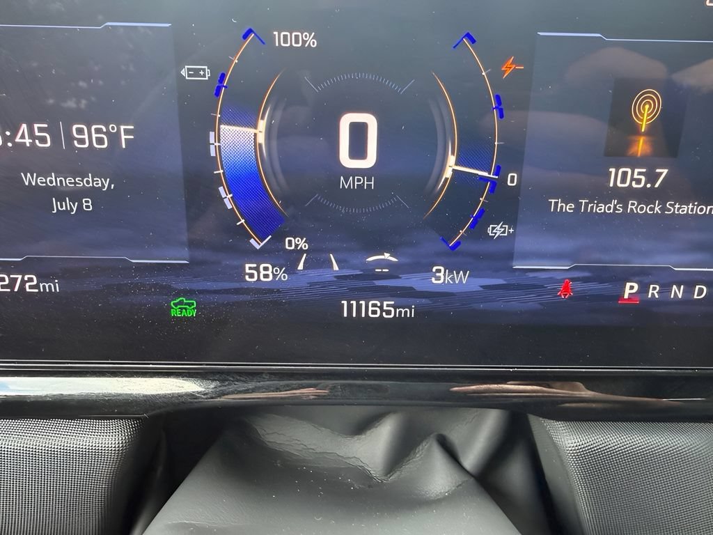 Used 2026 Chevrolet Silverado EV Trail Boss AWD/4WD image 26