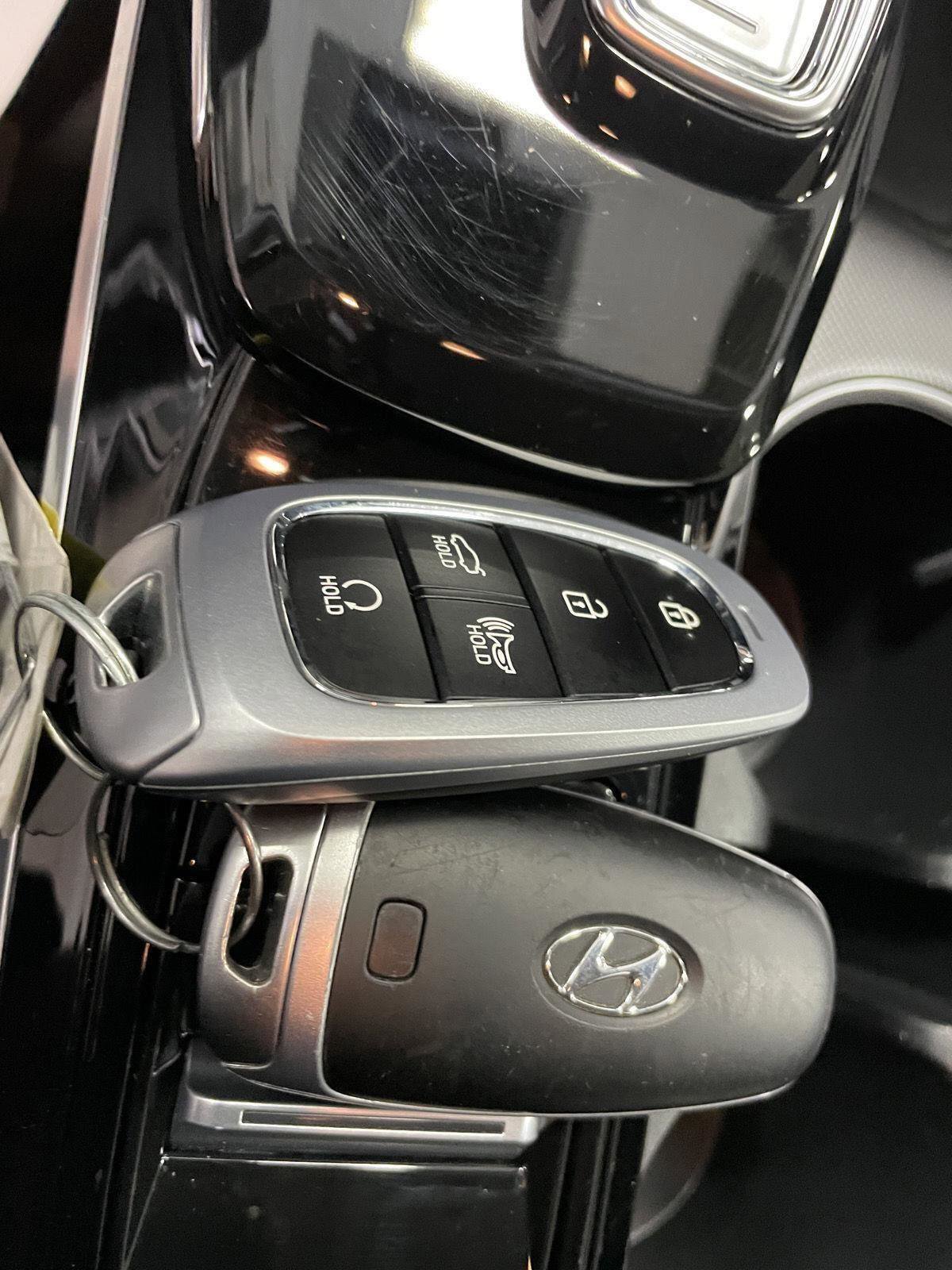 Used 2020 Hyundai Sonata Blue w/ Winter Weather Package image 29