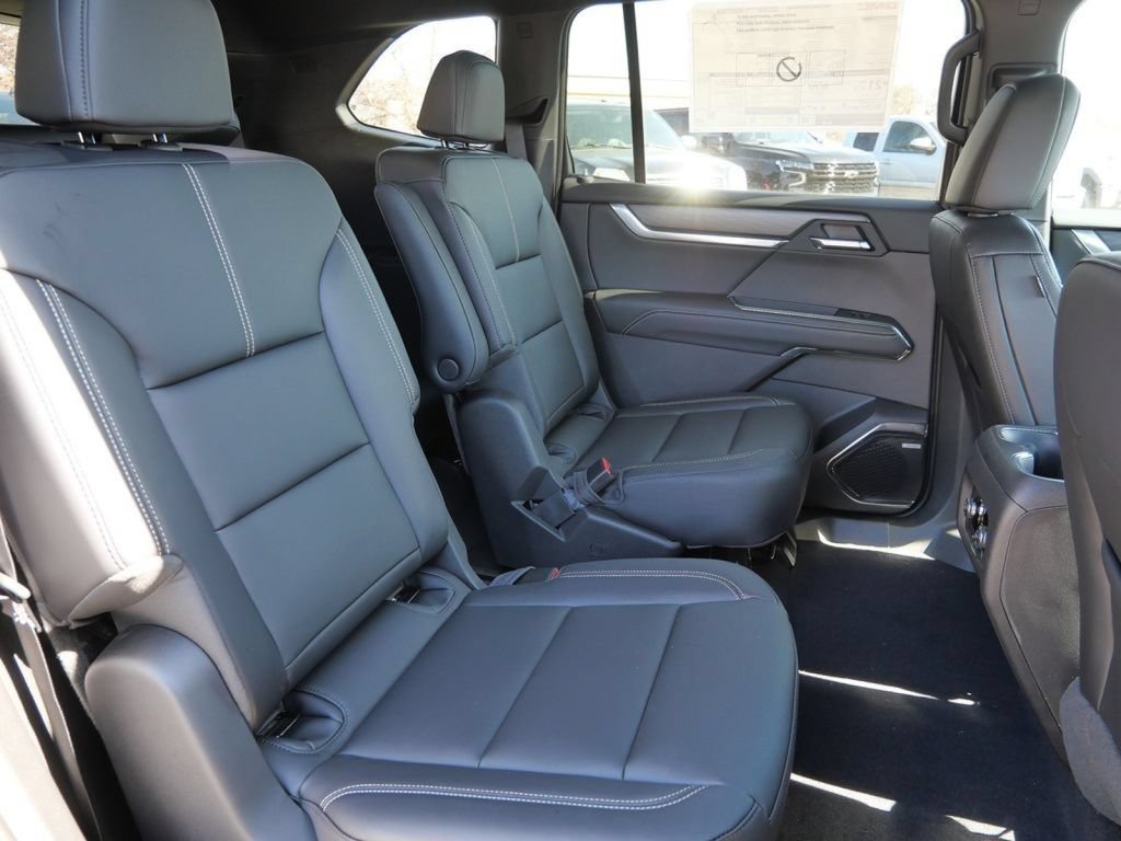 New 2026 GMC Acadia Elevation w/ Elevation Premium Package AWD/4WD image 32