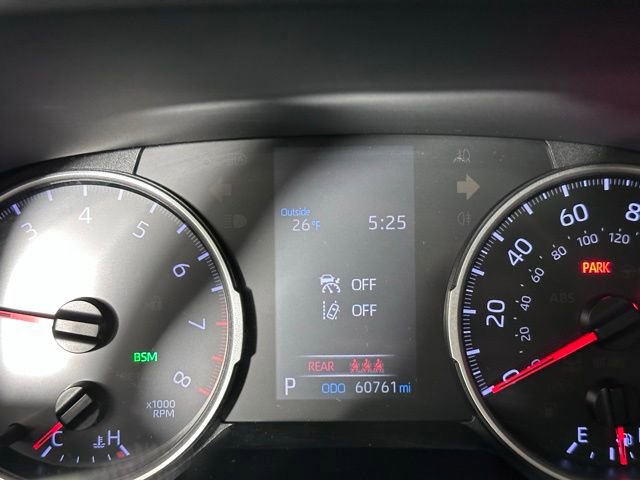 Used 2021 Toyota RAV4 XLE Premium image 23