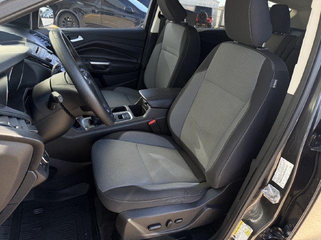 Used 2018 Ford Escape SE w/ Ford Safe & Smart Package AWD/4WD image 23