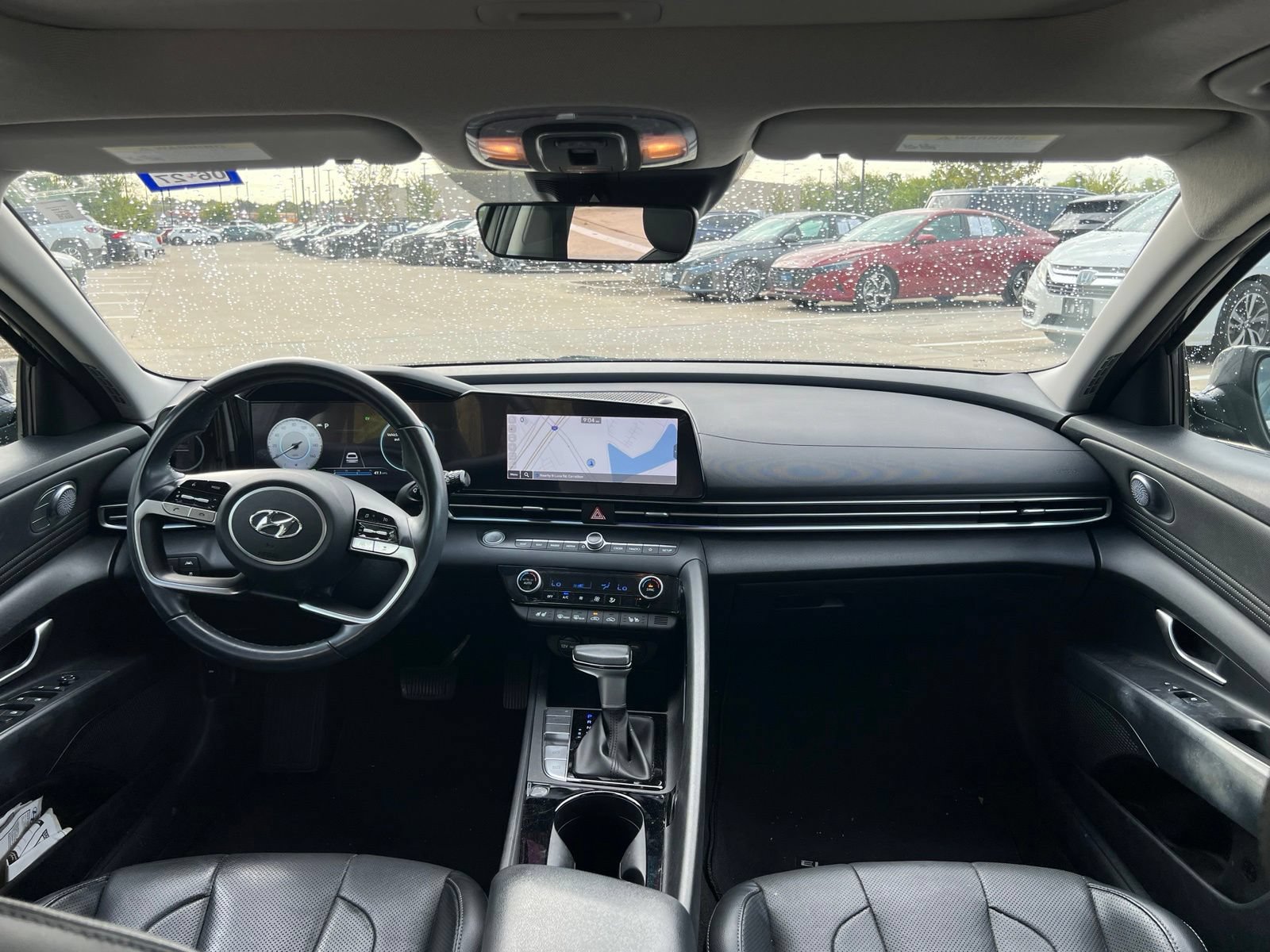 Used 2023 Hyundai Elantra Limited w/ Preferred Accessory Package FWD image 19